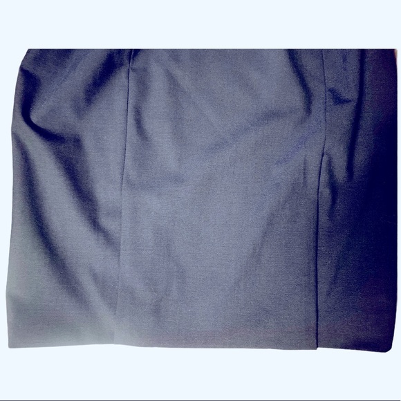 Banana Republic Suiting Skirt Navy Blue - Picture 4 of 4